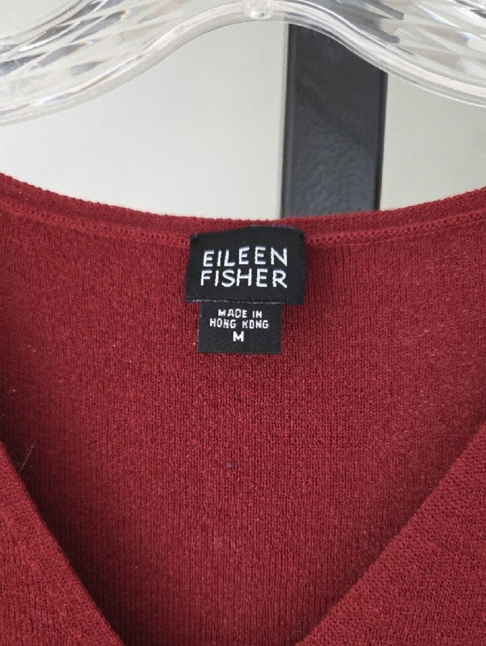 Eileen Fisher Sleeveless V-Neck Tank in Deep Wine Size M - Picture 2 of 6